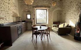 Appartement dans une vieille ferme bugiste